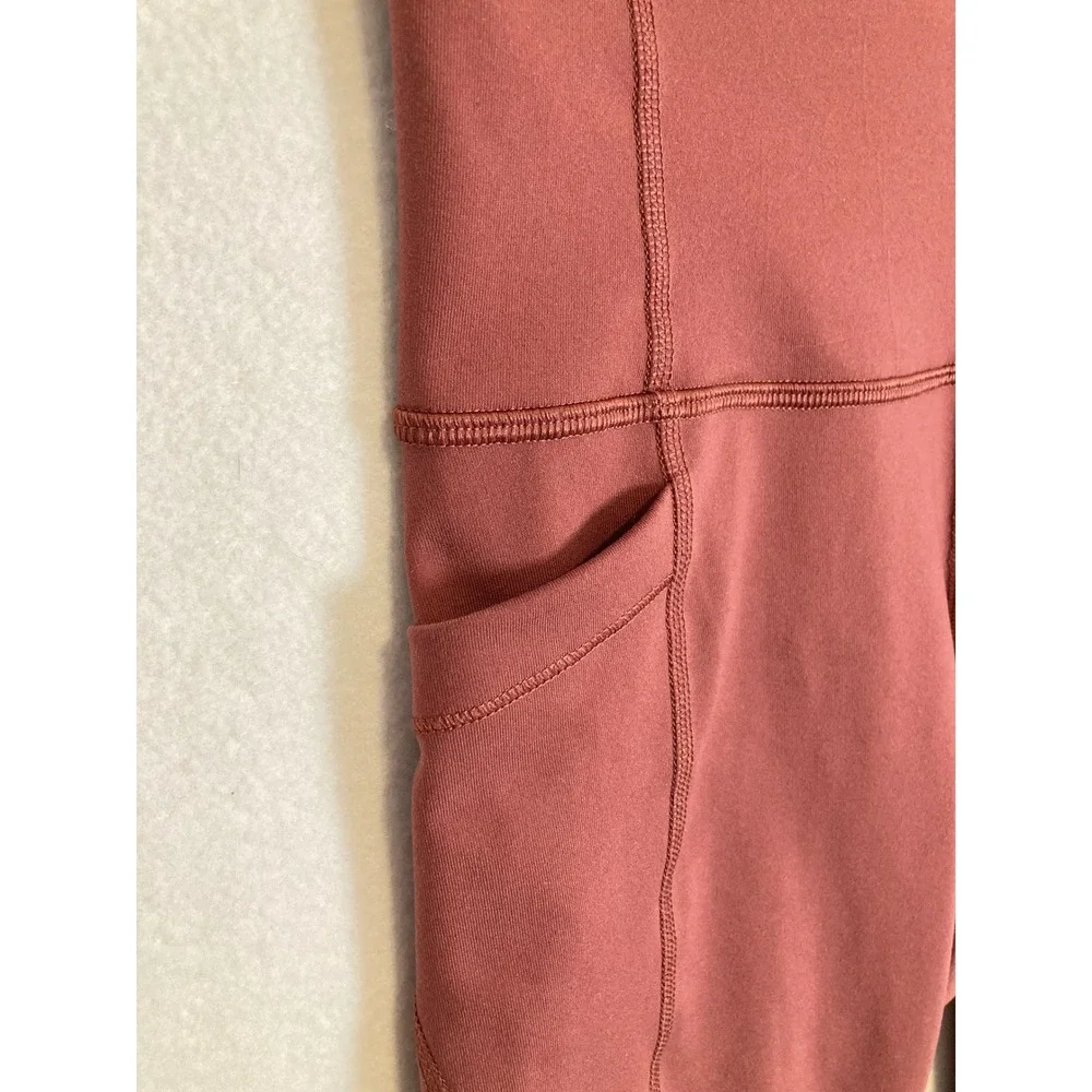 Athletic Old Navy Girls M Terracotta Rose Elevate High Rise Go-Dry Crop Leggings